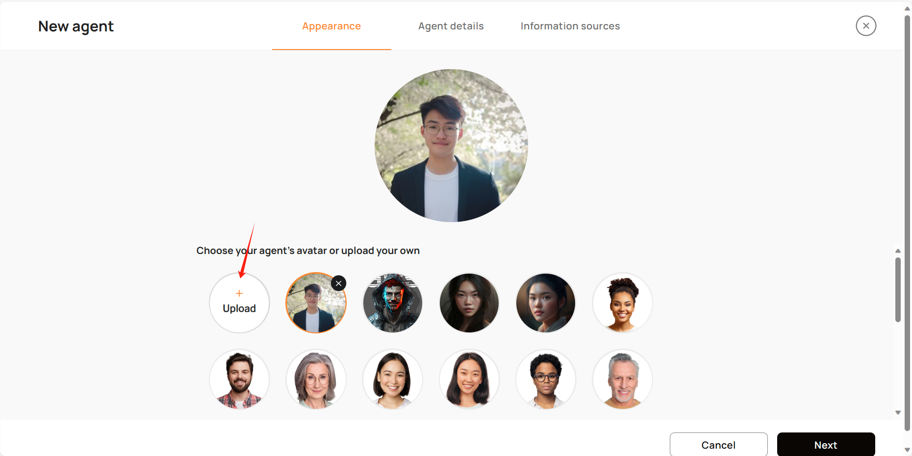 图片展示的是打造交互式AI Agents过程中“第二步：上传一个自己的头像”的操作界面。界面上方显示“New agent”，下方有“Appearance”等选项卡。中间大圆形区域展示了已上传的头像，下方有多个人物头像供选择，最左侧有一个带红色箭头指向的“Upload”按钮，提示用户可以选择智能体头像或上传自己的头像。该图片与上下文紧密相关，直观呈现了上传头像这一步骤的操作页面。